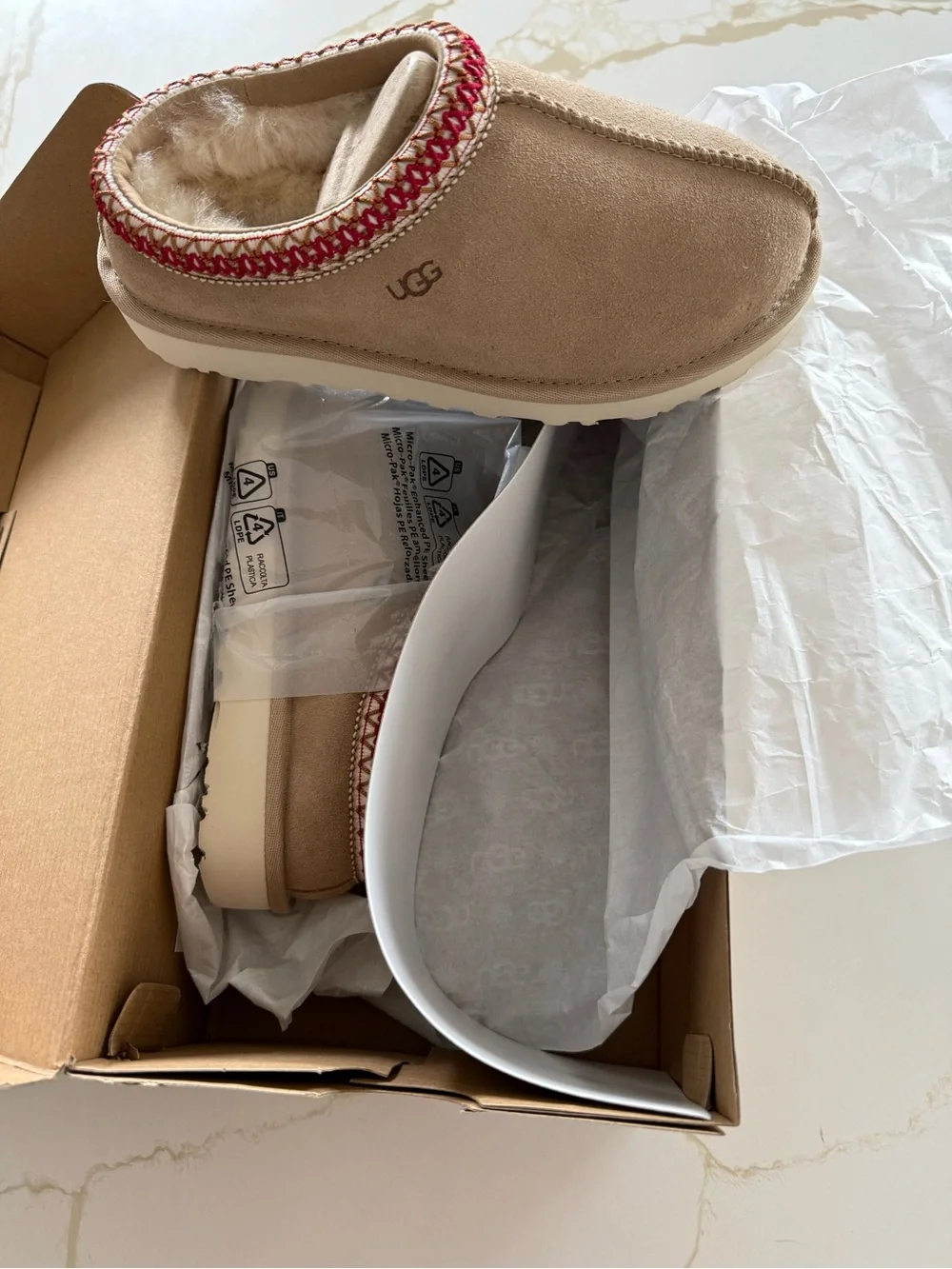 UGG Women's Cozy Mule Slippers in Chestnut with Red Trim